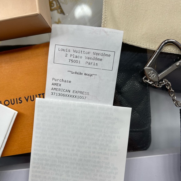 Authentic Louis Vuitton Zip Key Wallet - Picture 3 of 6